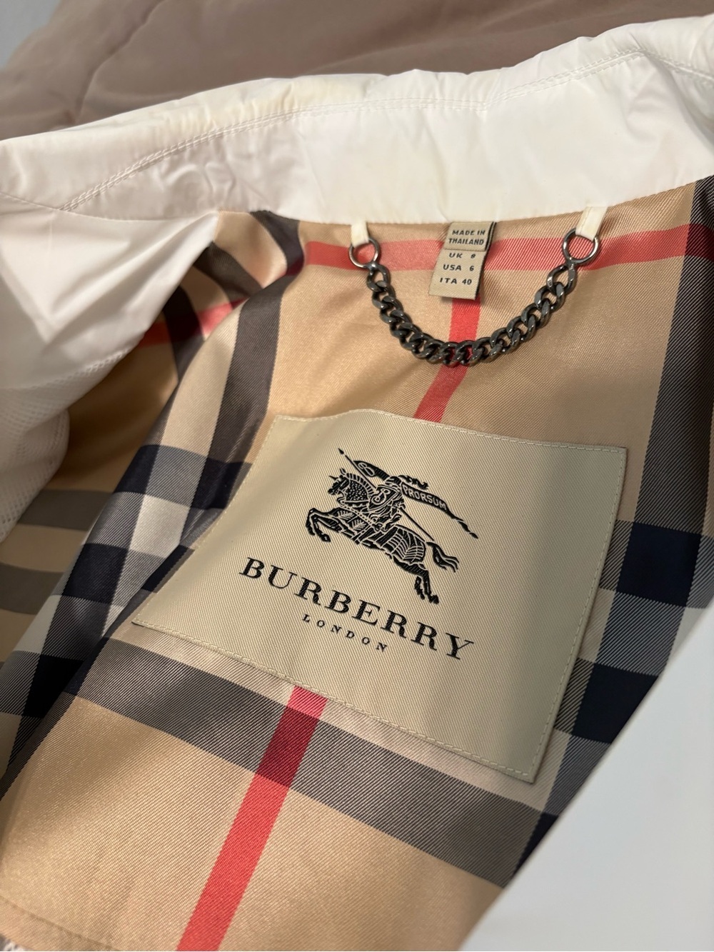 Burberry White Nylon Double-Breasted Trench Jacket with Belt - Picture 8 of 12
